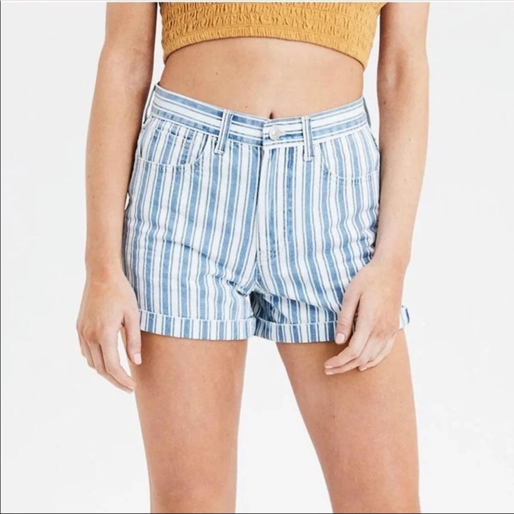 American Eagle white & blue striped mom shorts size 16